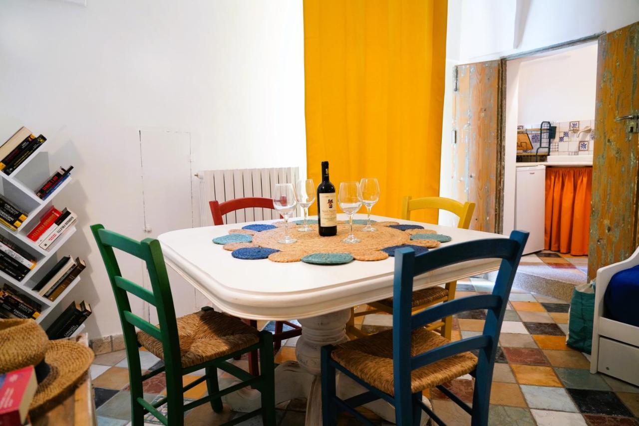 Domus Magistri - A Pochi Passi Dal Centro Storico Ostuni Exterior foto