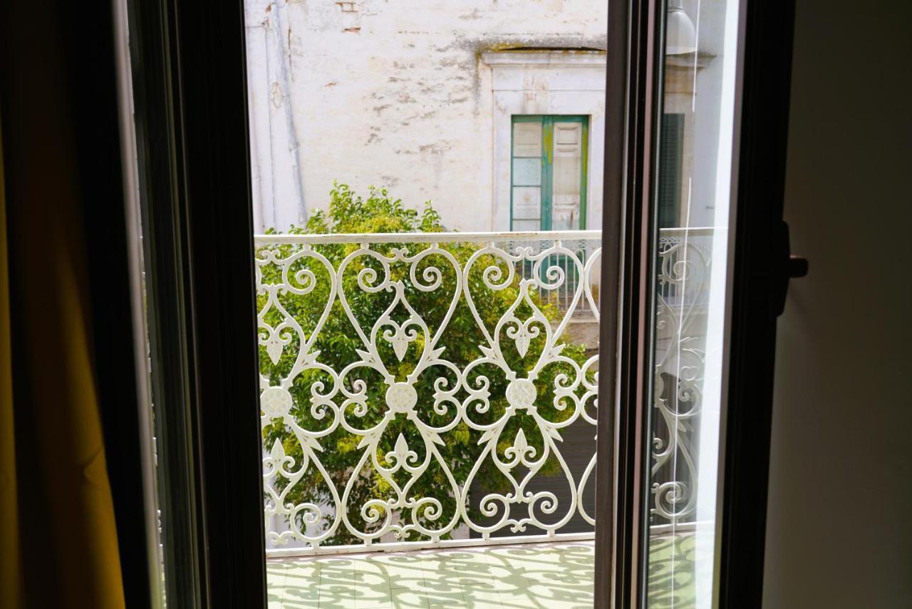 Domus Magistri - A Pochi Passi Dal Centro Storico Ostuni Exterior foto