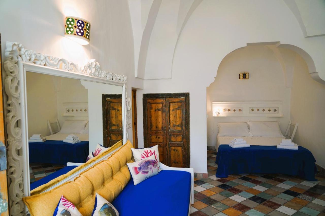 Domus Magistri - A Pochi Passi Dal Centro Storico Ostuni Exterior foto