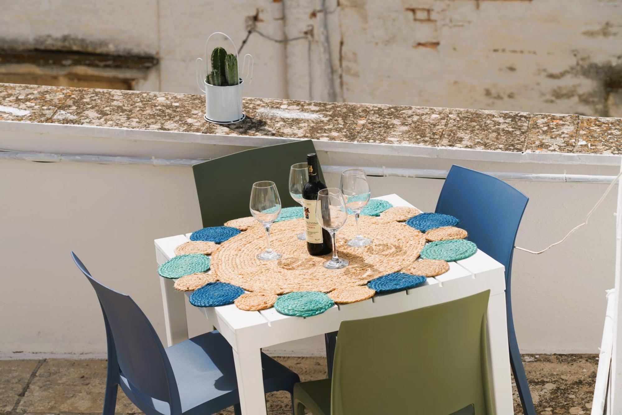 Domus Magistri - A Pochi Passi Dal Centro Storico Ostuni Exterior foto
